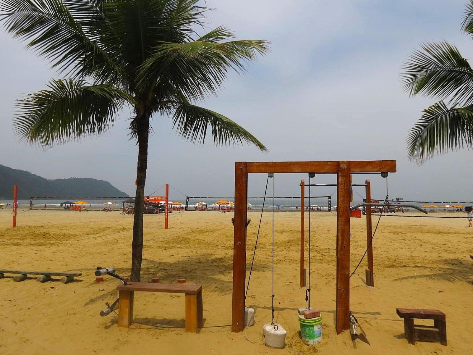 113 Canto Do Forte - 1Dorm - 200 M Da Praia E 20M Dos Bares E Restaurantes - Estacionamento Gratuito E Wi Fi , Tv A Cabo Прая-Гранди Экстерьер фото